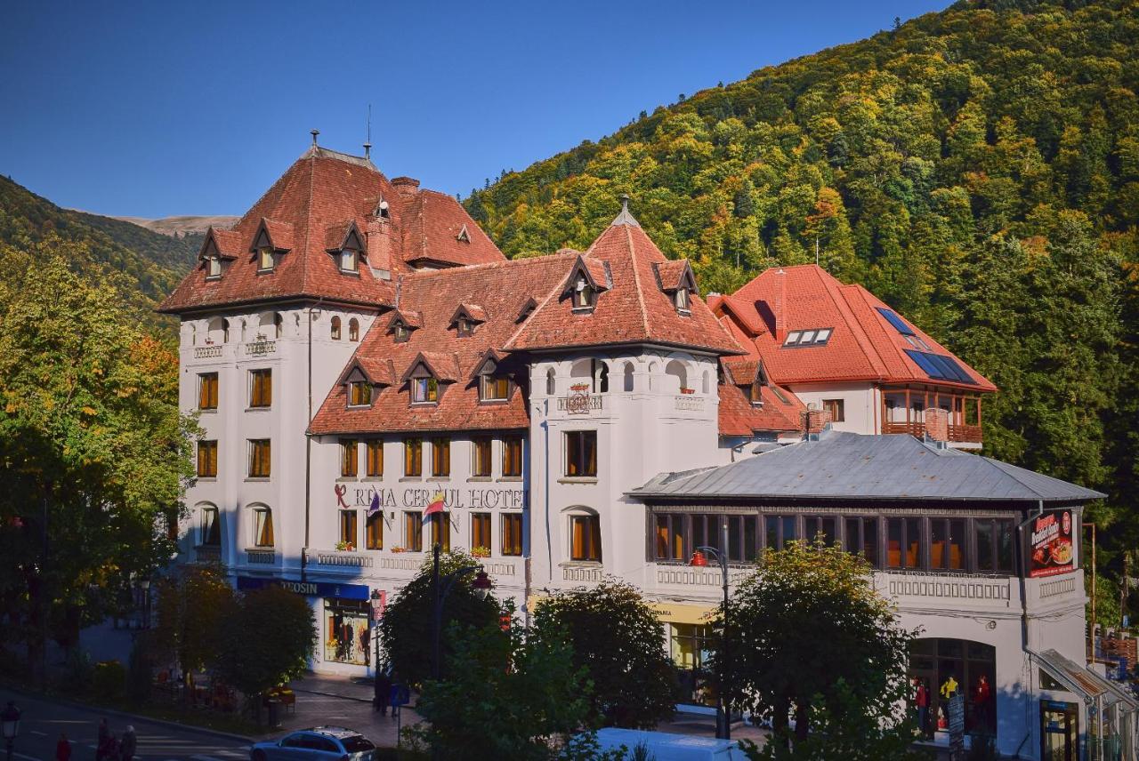 Hotel Rina Cerbul Sinaia Exteriör bild
